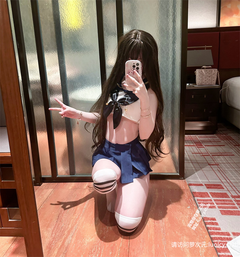Jasmine.湉酱@OuoJasmine – 新作 [520门槛] 5分钟 泳装情趣内衣自慰 [15P1V-318MB] 持续更新中