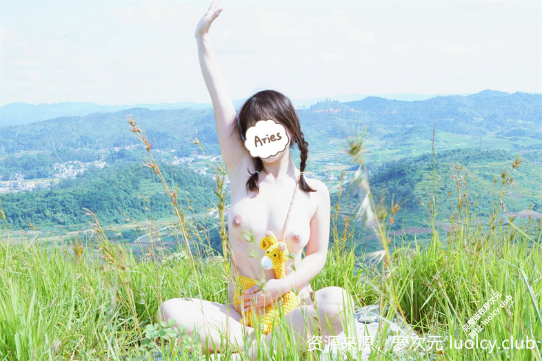 抱住π的我@iDaguiiii – [福利订阅] 双尾白虎萝莉顶级福利姬露出写拍小合集 [318P2V-1.56G] 持续更新中
