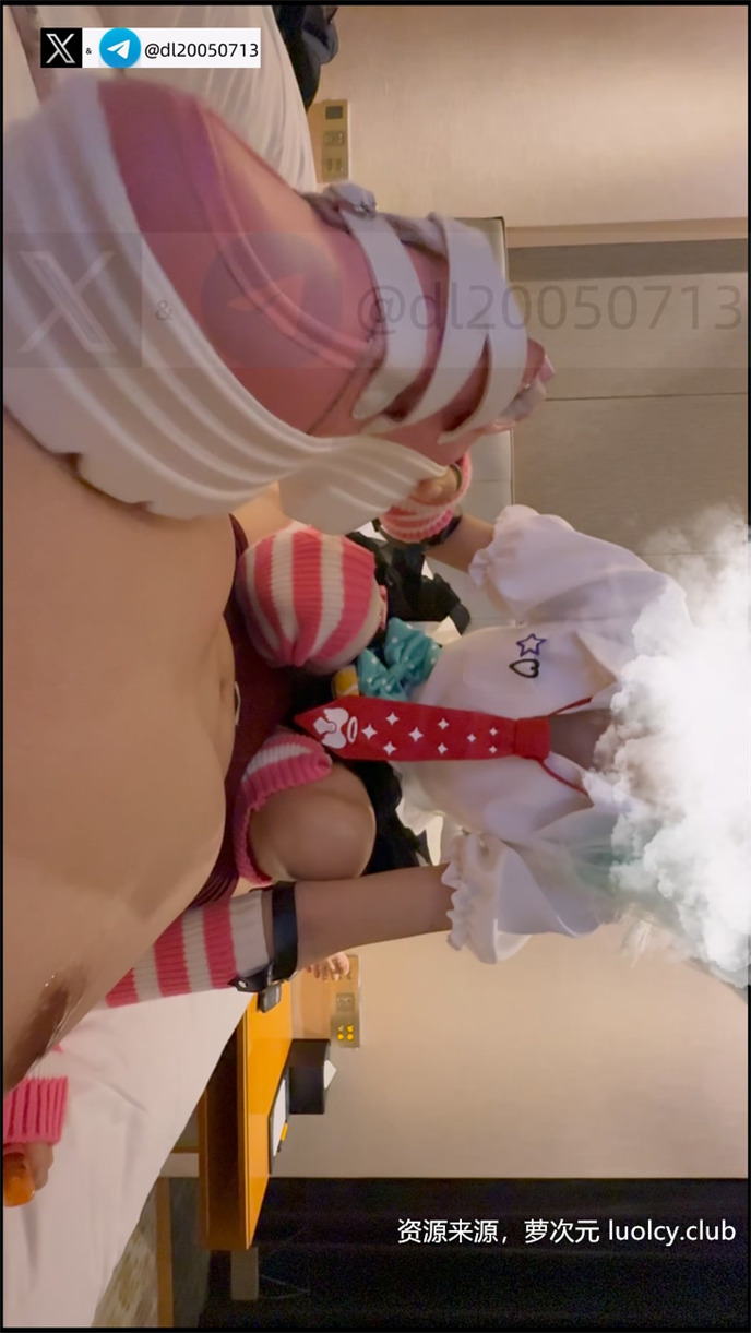 小蛋糕品尝员 – [足交] 15分钟 足控萝莉《绝区零千夏袜套厚底鞋足交》[1V-1.78G] 持续更新中