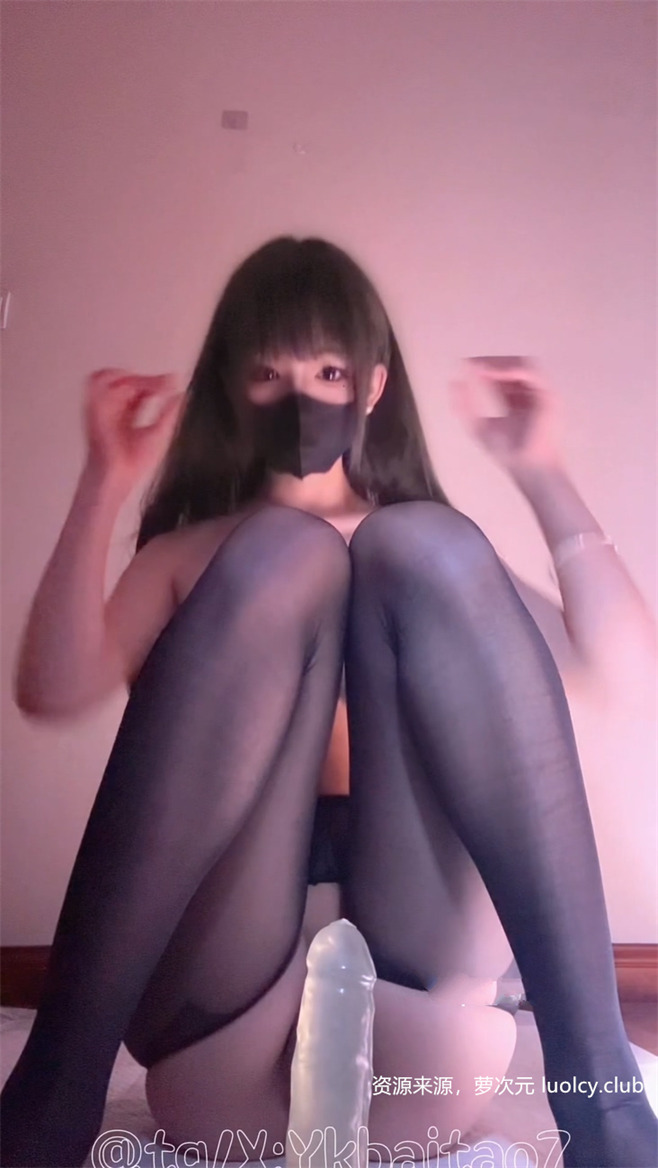 一口白桃七@Ykbaitao7 – 新作 19分钟 白虎大奶萝莉订阅福利 [3V-1.19G] 持续更新中