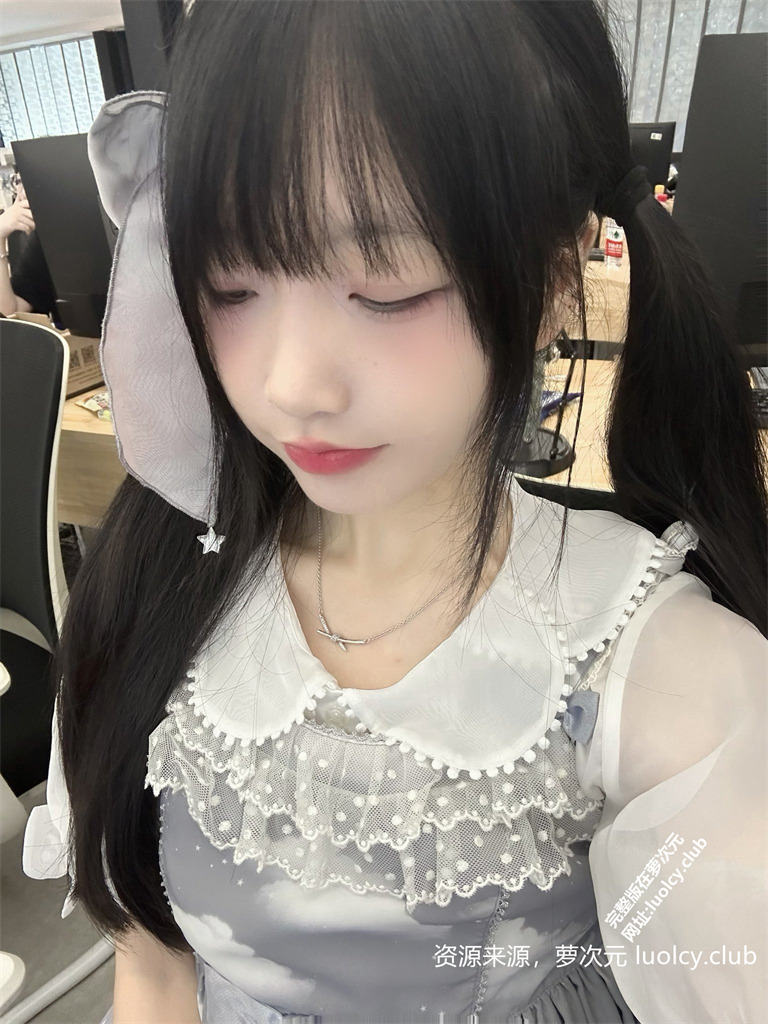 小小糕糕@Raaan_05 – [520门槛] 6分钟 在校萝莉 露脸自慰定制 [1V-315MB] 持续更新中